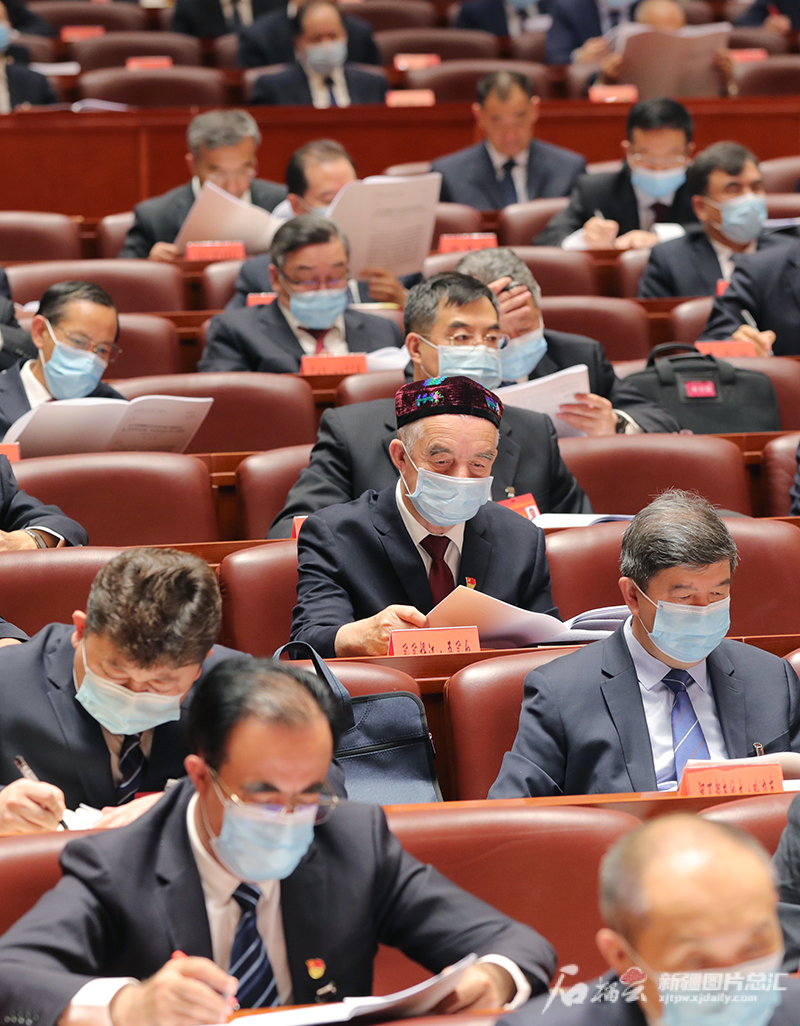 自治區(qū)黨委十屆三次全會召開 自治區(qū)黨委十屆三次全會召開